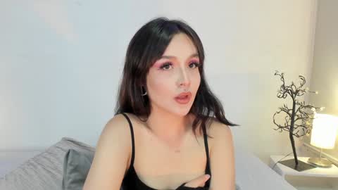 Snapshot of isameow chatting on 01.24.25 isameow online show from 01.24.25