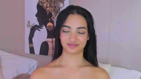Isa Monroee  online show from 12.09.24