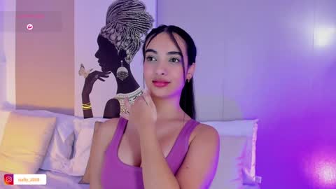 Isa Monroee  online show from 02.08.25