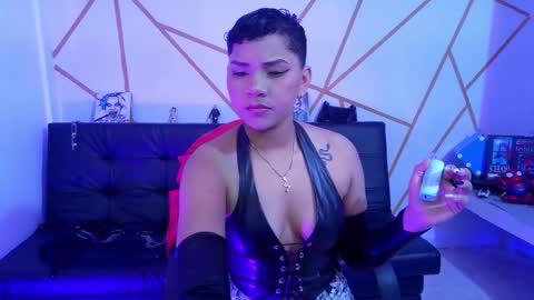 isabela online show from 09.15.25