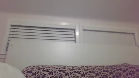 Snapshot of iseestarz420 chatting on 01.06.25 Iseestarz420 online show from 01.06.25