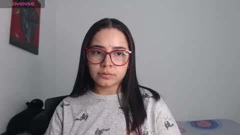 Snapshot of isemma chatting on 12.30.24 Emma online show from 12.30.24