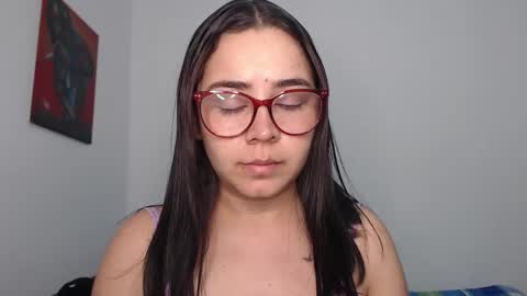 Snapshot of isemma chatting on 01.19.25 Emma online show from 01.19.25