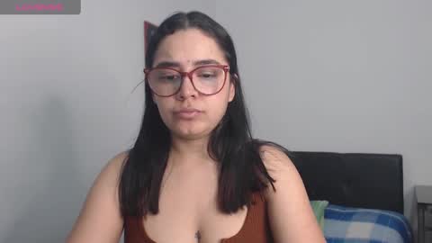 Snapshot of isemma chatting on 02.10.25 Emma online show from 02.10.25