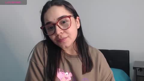 Snapshot of isemma chatting on 02.16.25 Emma online show from 02.16.25