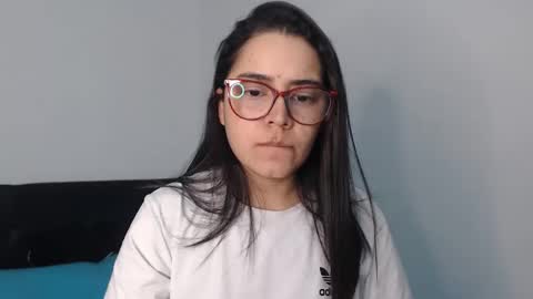 Snapshot of isemma chatting on 03.07.25 Emma online show from 03.07.25