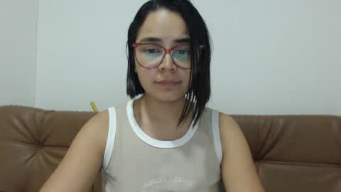 Snapshot of isemma chatting on 09.12.25 Emma online show from 09.12.25