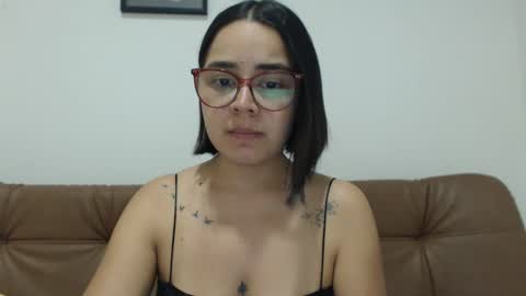 Snapshot of isemma chatting on 09.24.25 Emma online show from 09.24.25