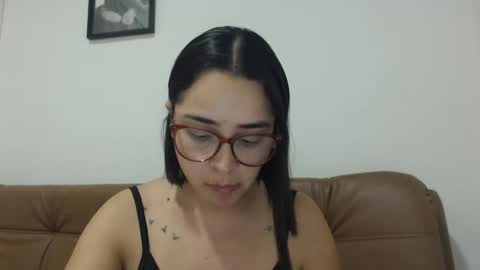 Snapshot of isemma chatting on 10.21.25 Emma online show from 10.21.25