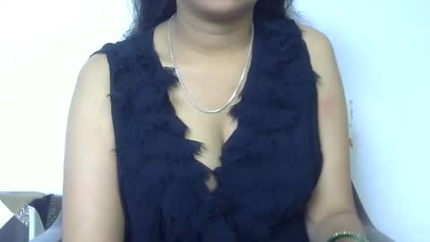 Snapshot of ishika_ishu chatting on 09.12.25 ishika_ishu online show from 09.12.25
