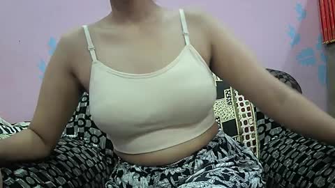 ishika_singh_ online show from 03.31.26