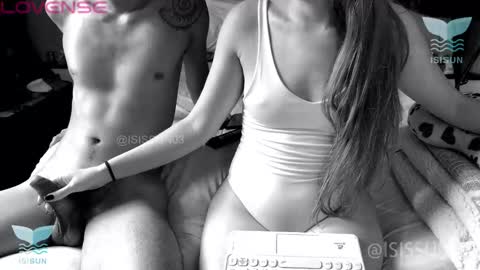 Snapshot of isis_alan chatting on 11.04.25 Isis Alan online show from 11.04.25