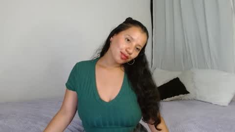 Snapshot of isis_cb17 chatting on 02.15.25 Isis online show from 02.15.25