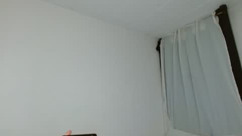 Snapshot of isis_cb17 chatting on 02.18.25 Isis online show from 02.18.25