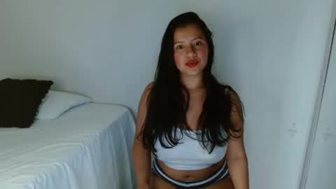 Snapshot of isis_cb17 chatting on 02.28.25 Isis online show from 02.28.25