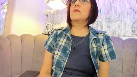 Isis online show from 11.25.25