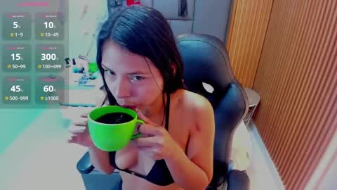 Snapshot of isisleroy chatting on 09.23.25 ISIS  online show from 09.23.25