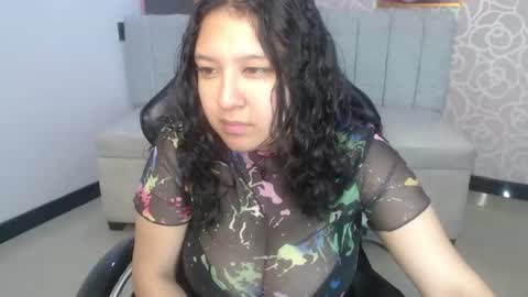 isla_ch online show from 07.10.26