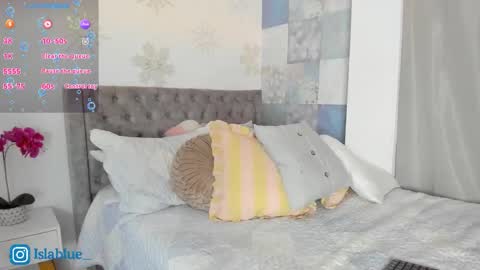 Isla Blue online show from 03.28.26