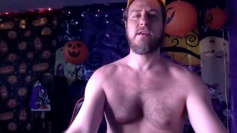 IslandDudeHawaii online show from 11.05.25