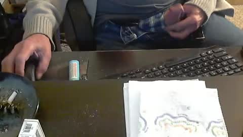 Snapshot of islandduke chatting on 01.15.25 Duke online show from 01.15.25