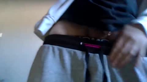 Snapshot of islaysince97 chatting on 04.01.26 islaysince97 online show from 04.01.26