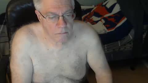 Snapshot of islesman22 chatting on 02.19.26 islesman22 online show from 02.19.26