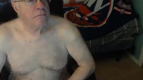 Snapshot of islesman22 chatting on 05.05.26 islesman22 online show from 05.05.26
