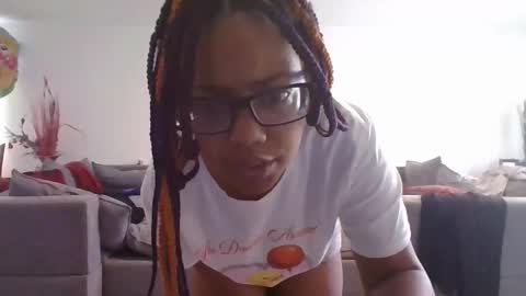 Sharice online show from 04.18.26