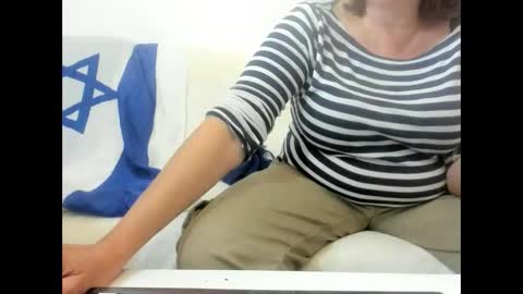 Marta online show from 04.13.26