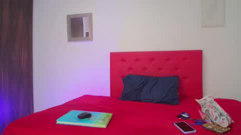 issa_kitty online show from 12.06.24