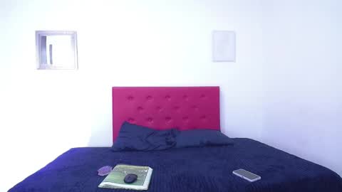 issa_kitty online show from 12.14.24