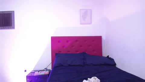 issa_kitty online show from 12.26.24