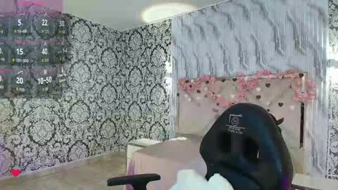 Issa online show from 04.22.26