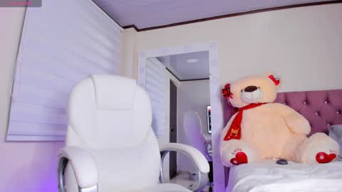 Isa  online show from 01.09.25