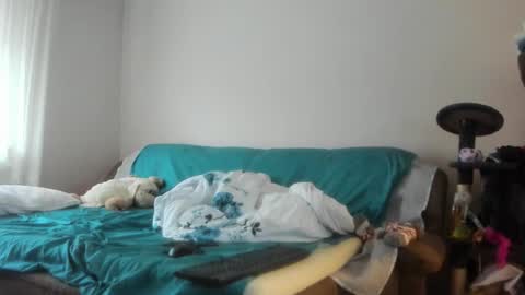 Snapshot of issabelle_69 chatting on 10.06.25 Issabelle online show from 10.06.25