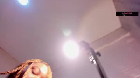 Issa online show from 03.12.25