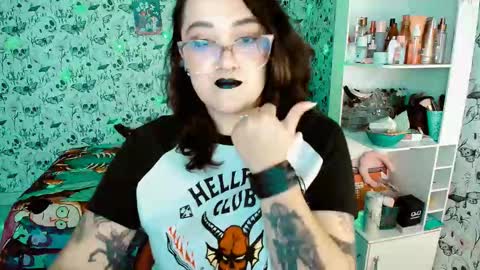 Yiz online show from 01.16.26