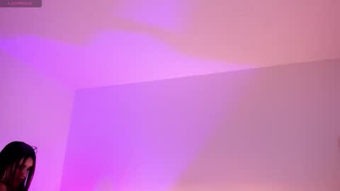 issis_smith online show from 10.28.25