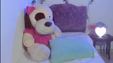 Itala Gomez online show from 10.11.25