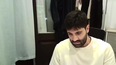 italianboybcn online show from 11.12.25