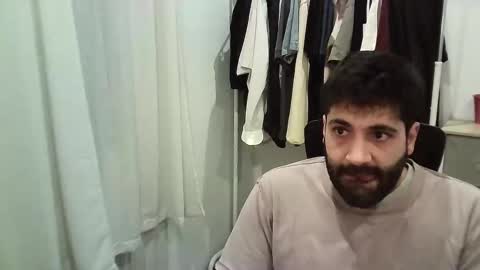 italianboybcn online show from 11.20.25