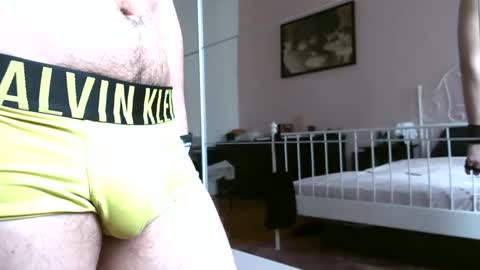italianmonsterD online show from 05.12.26