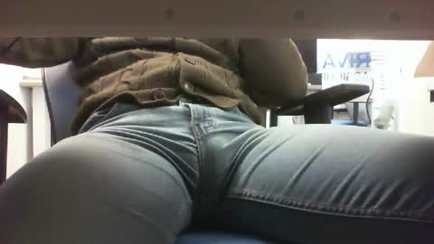 Snapshot of italiansirforyou chatting on 11.17.25 Alex online show from 11.17.25