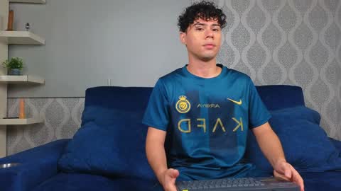 Ithan and Friends online show from 12.13.24