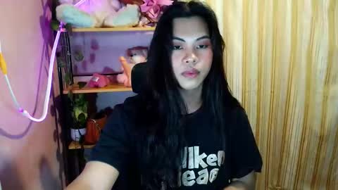 its_chloe20 online show from 06.10.26