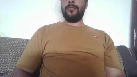 Snapshot of its_me_2323 chatting on 10.17.25 its_me_2323 online show from 10.17.25