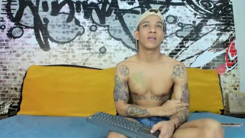 Miley hurtado online show from 02.02.25