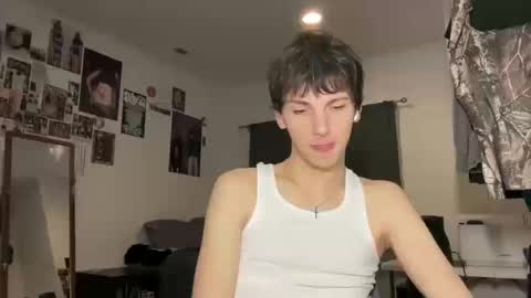 Snapshot of its_rowan chatting on 10.16.25 Rowan online show from 10.16.25