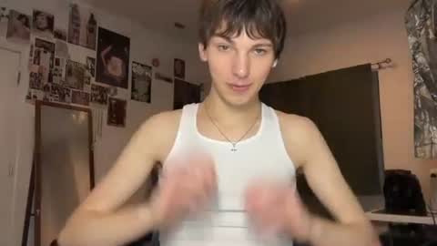 Snapshot of its_rowan chatting on 10.30.25 Rowan online show from 10.30.25